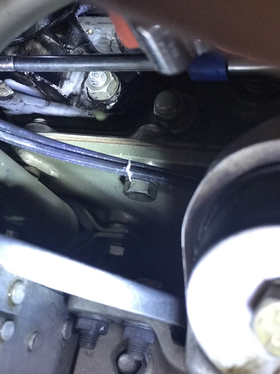 Prop Governor oil drip