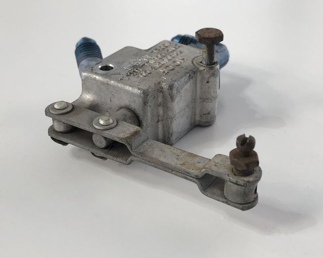 Parking Brake locked itself during landing missing pin